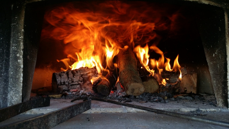 pizzeria-POURCIEUX-min_wood-fired-oven-1960099